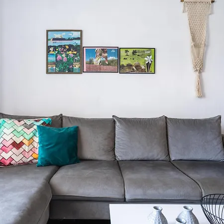 Solana 2-bedroom Apartman Lárnaka